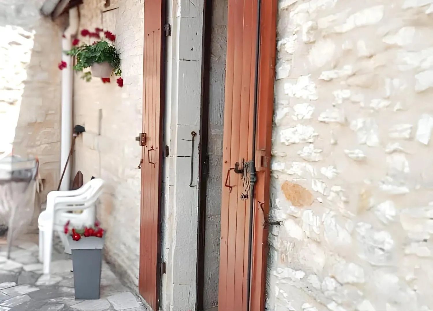 Holiday home Maison Charmante A Lavercantiere Avec Piscine Partagee